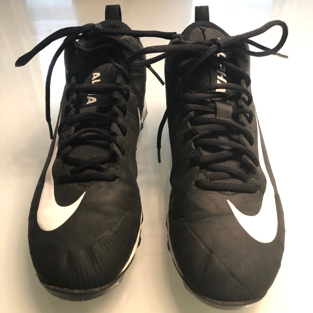 Nike Alpha Menace Shark Football Cleats 878122-011